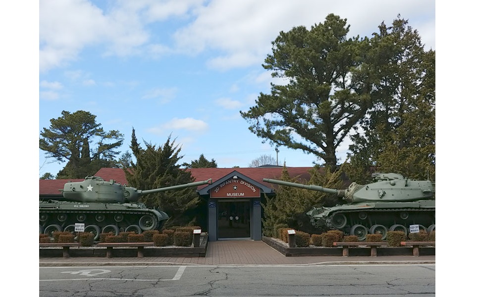 The front entrance to 2d Infantry Division Musuem